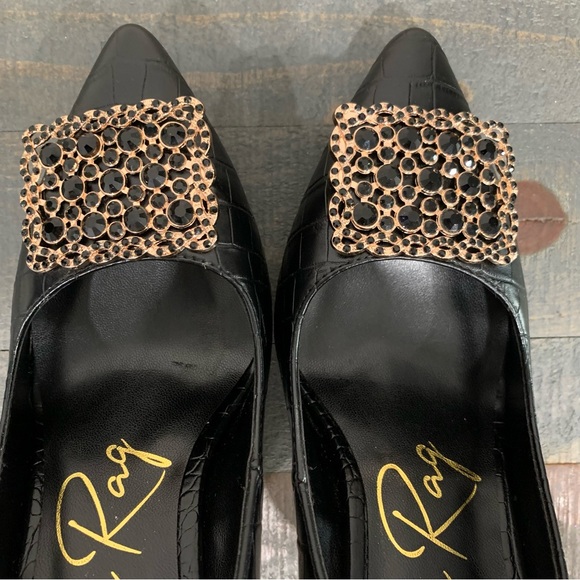 London Rag Women's Black Stiletto Pumps Heels in Size 7 Brooch Accent on Toe - Picture 5 of 14